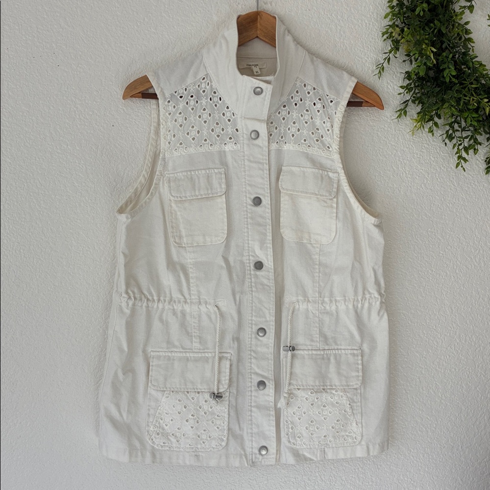 Maurices White Ivory Button-Up Top or Vest Size XL NWT